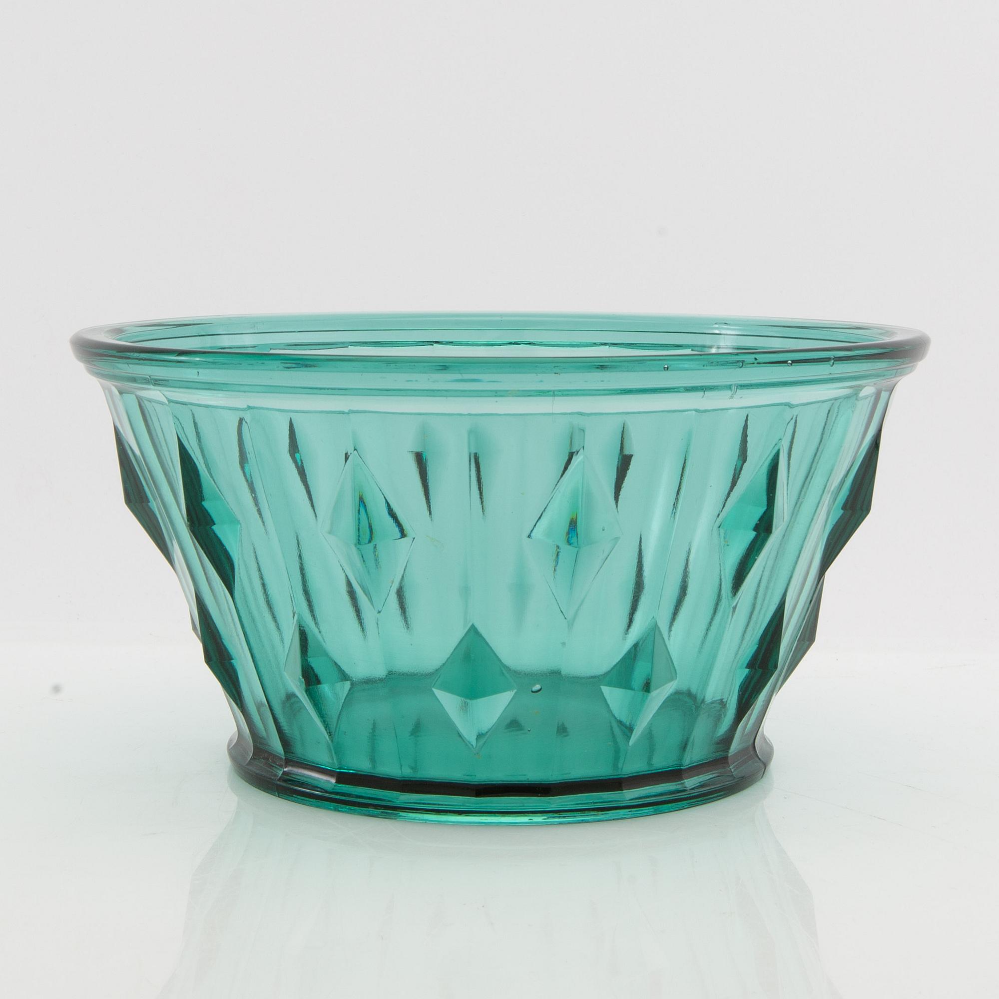 Simon Gate, bowl, Orrefors, 1930s.