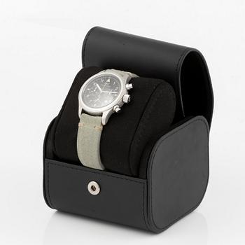 IWC, Schaffhausen, Pilot's chronograph, Mecaquartz, wristwatch, chronograph, 36 mm.