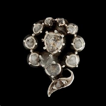 BROSCH, silver med rosenslipade diamanter, troligen 1700-tal (senare omarbetning) Vikt ca 3 gram