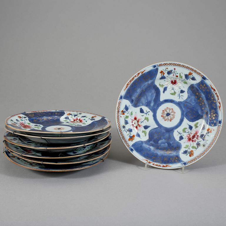 TALLRIKAR, 7 st, porslin, Qianlong, Kina 1700-tal.