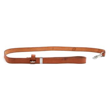 447. HERMÈS, a natural leather dog leash.