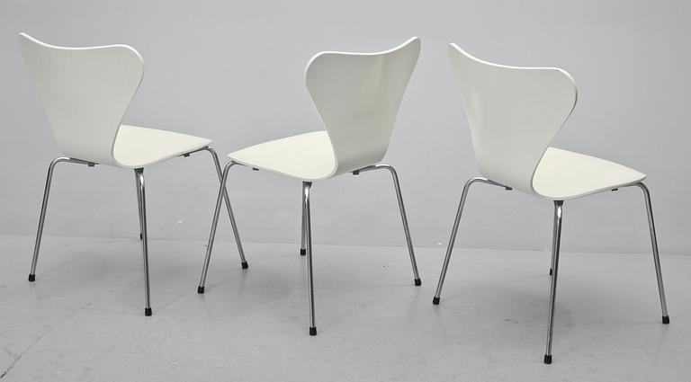STOLAR, 3 st, "Sjuan", Arne Jacobsen, Fritz Hansen, Danmark, 1978.