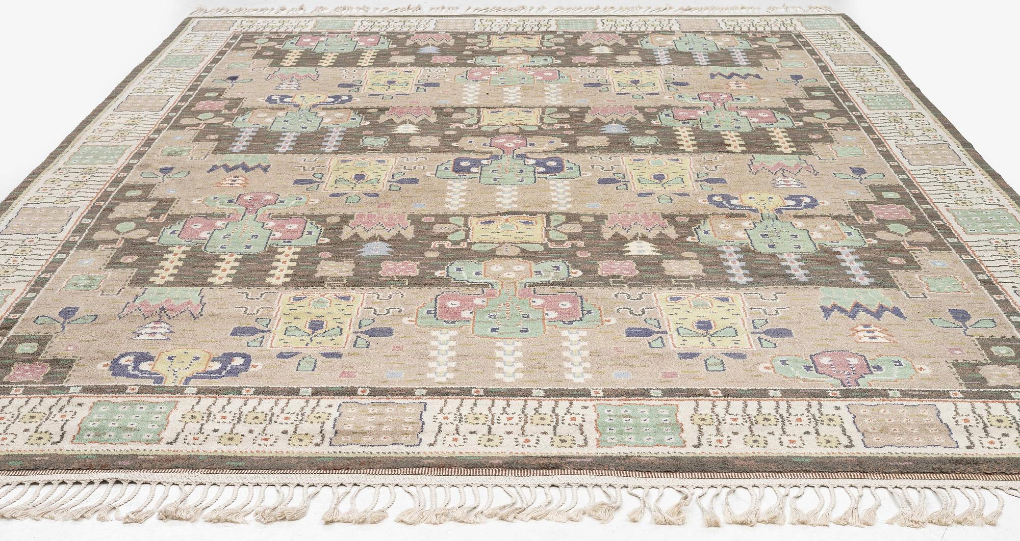 Märta Måås-Fjetterström, matta, "Örtagården", flossa, ca 352 x 256 cm, signerad AB MMF JBE 1952.