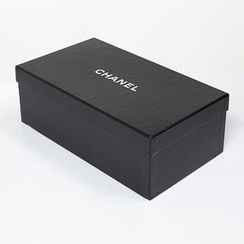 Chanel, sandals, size 39.