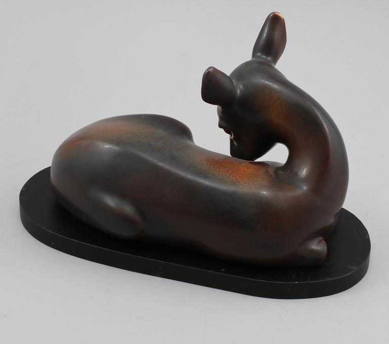 FIGURIN, stengods, Gunnar Nylund, Rörstrand, 1900-talets andra hälft.