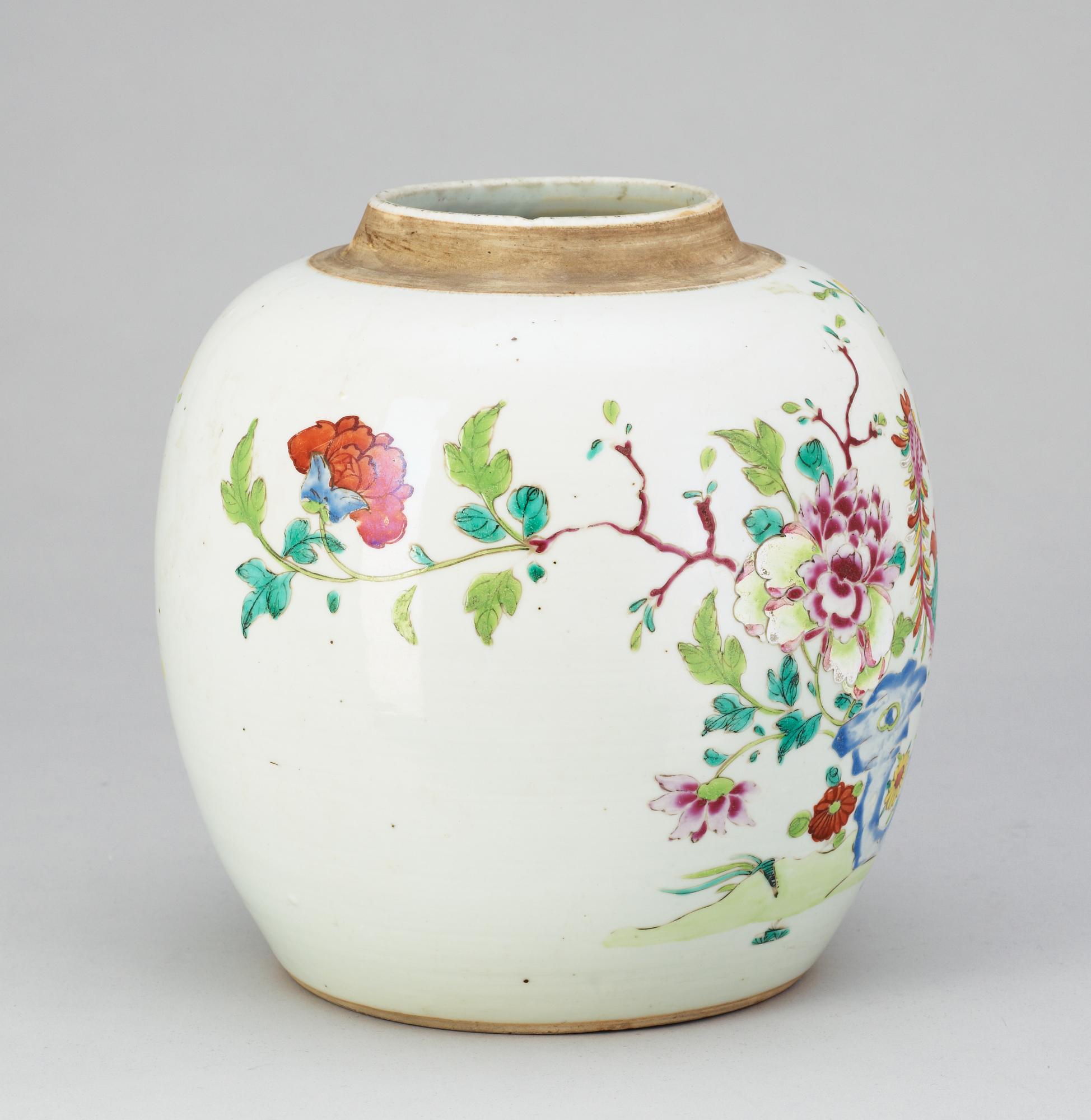 A famille rose Qianlong (1736-95) jar.