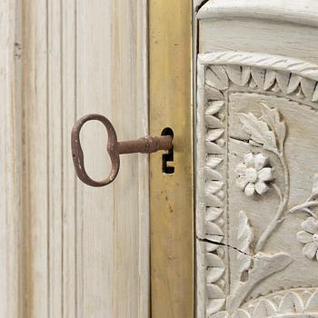 Skåp, Frankrike, rokokostil, omkring 1900.