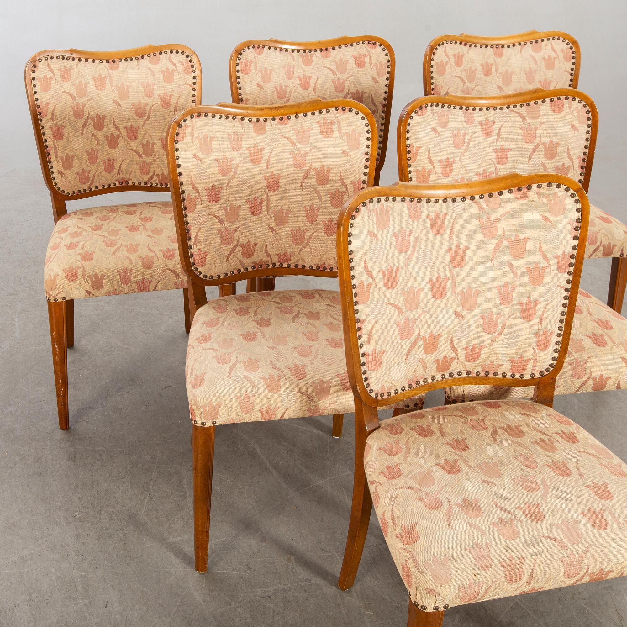 A 1950/60's dining table and chairs.