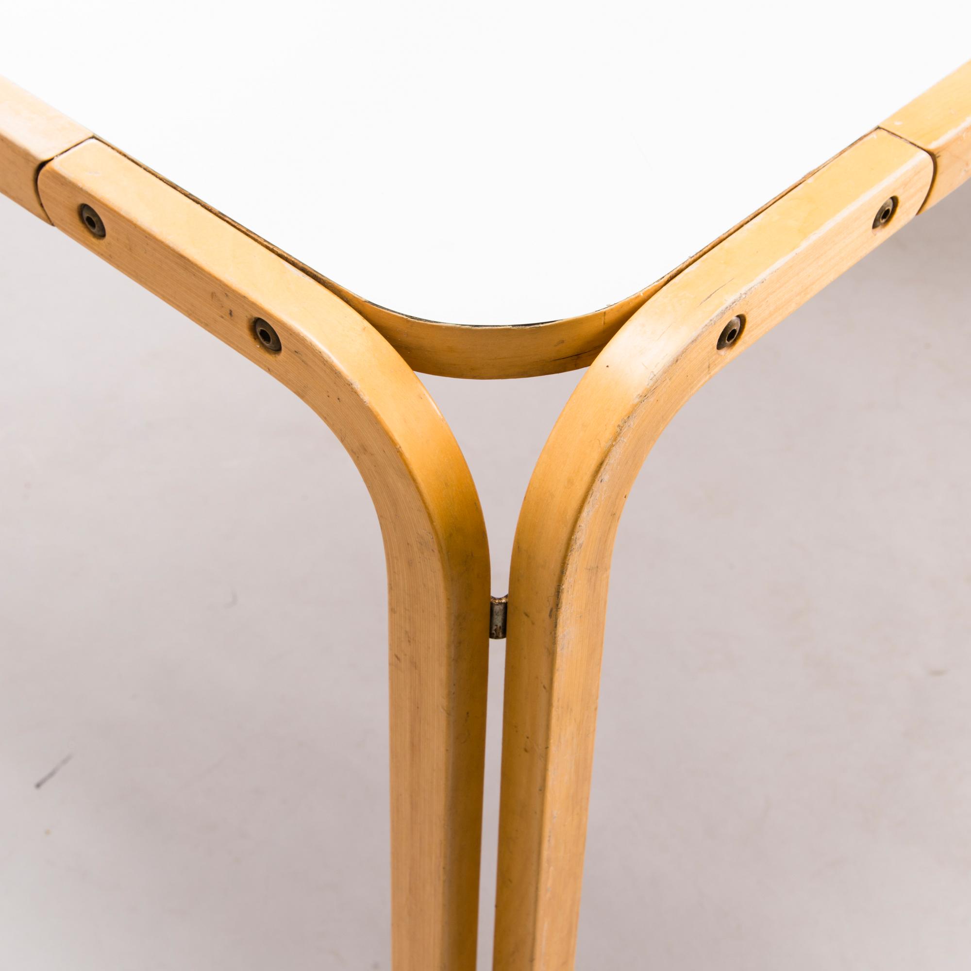 KARI ASIKAINEN, table, Artek.