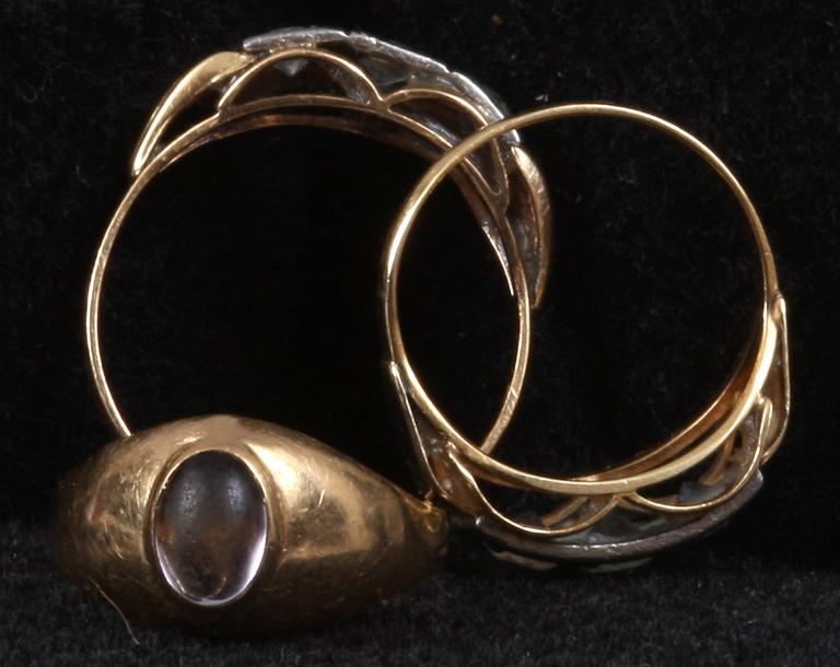 RINGAR, 3 st, 18 K guld, 1900-tal.