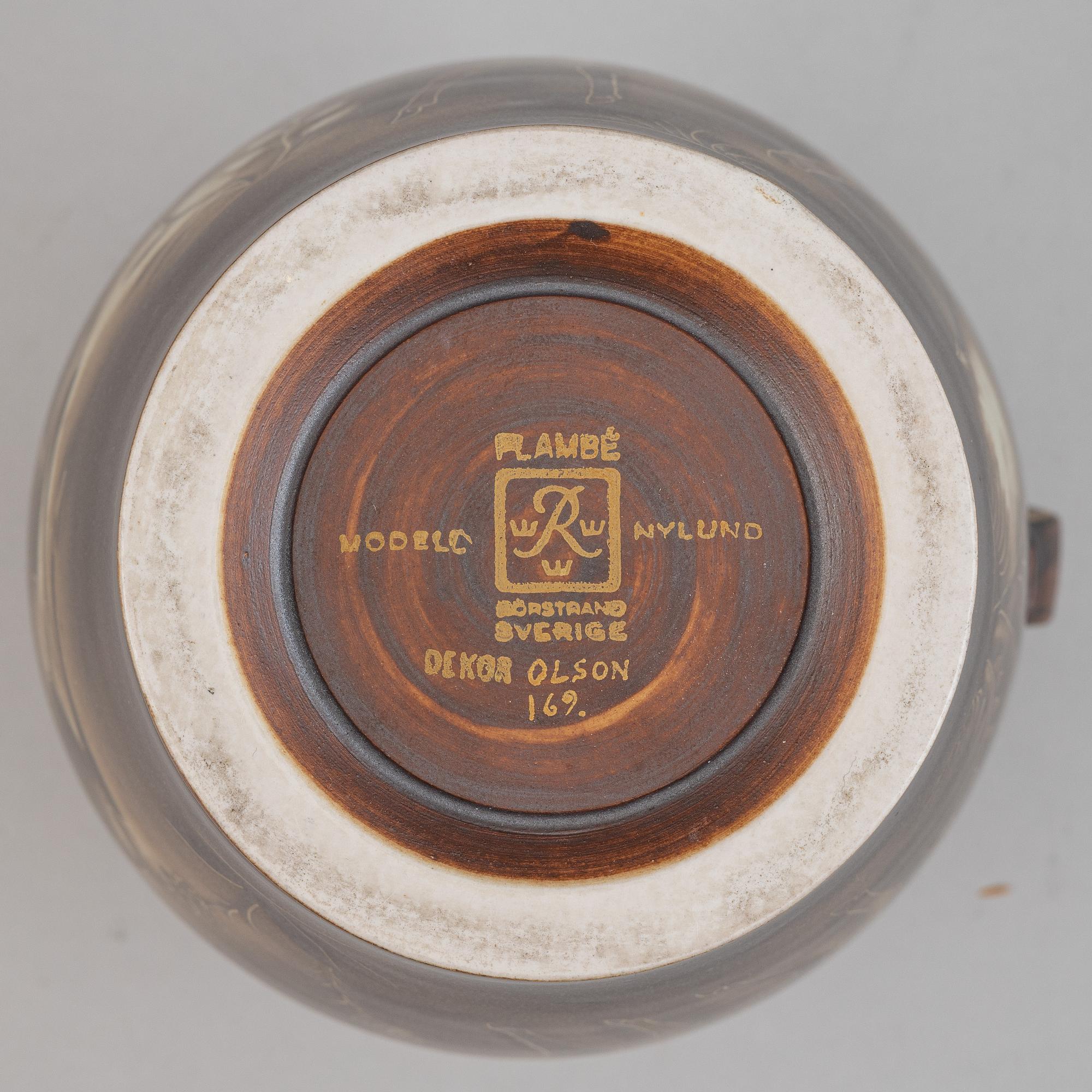 Gunnar Nylund, a "Flambé" stoneware vase, Rörstrand.