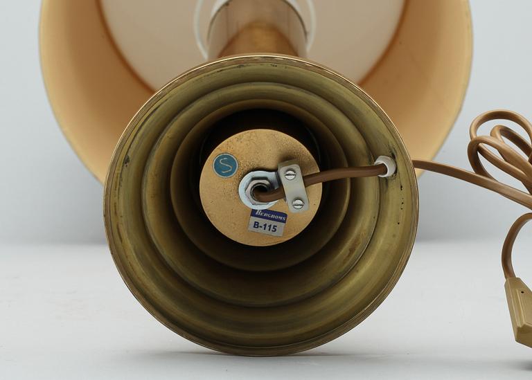 BORDSLAMPA, Mässing, Bergboms, 1900-talets sista kvartal.