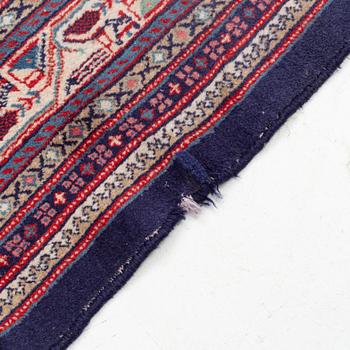 A carpet, Pakistan, ca 320 x 208 cm.