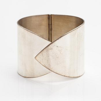 Pekka Piekäinen, Armband, sterlingsilver. Platinoro, Åbo.