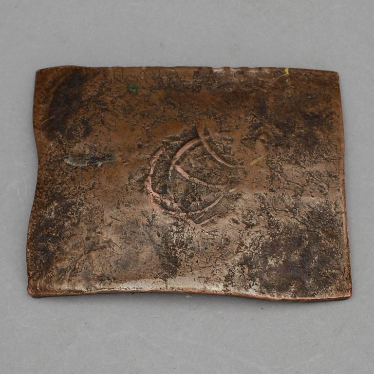 PLÅTMYNT, koppar, 1/2 daler silvermynt, Fredrik I av Sverige, 1744. Vikt ca 342g.