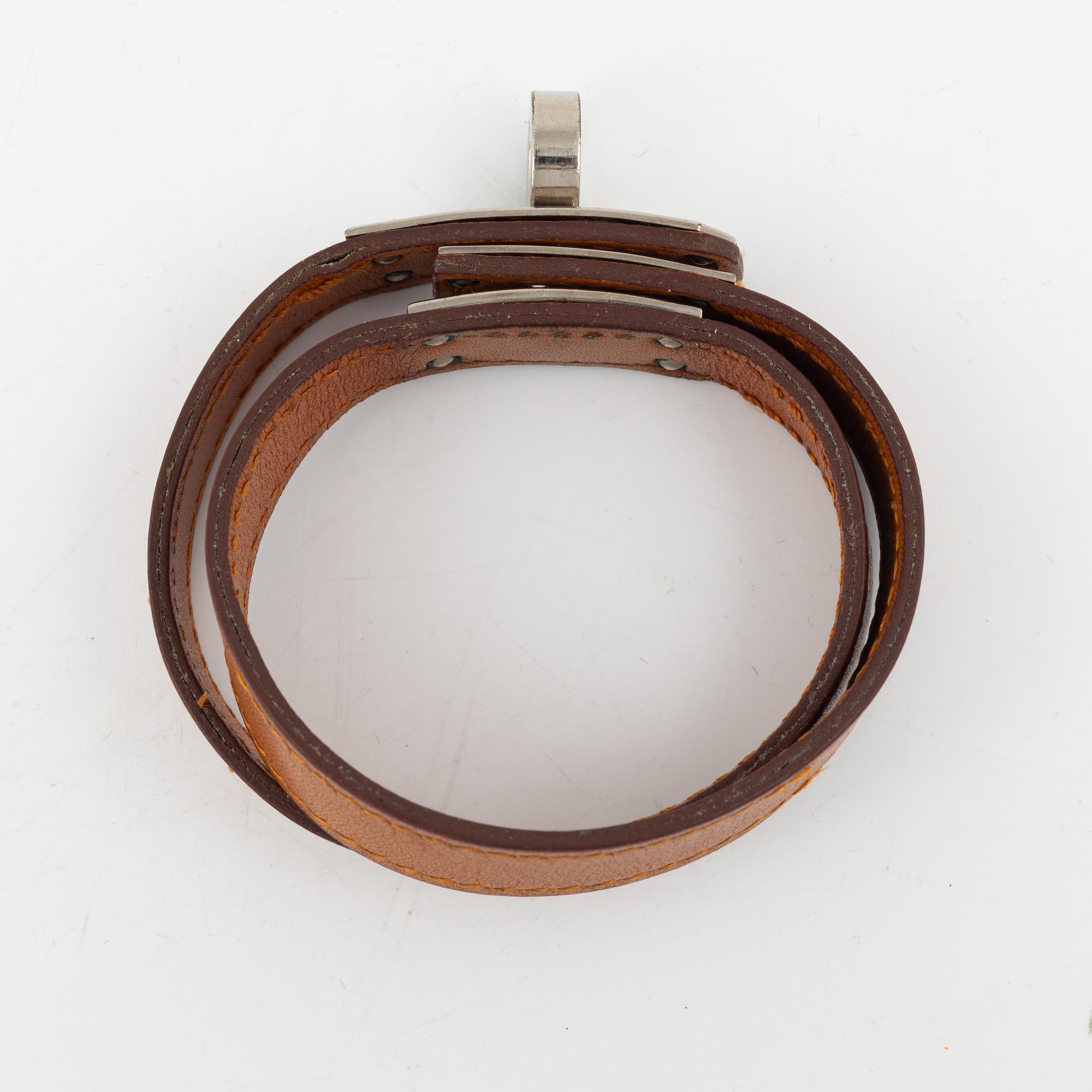 Hermès, a 'Double tour' bracelet, size S.