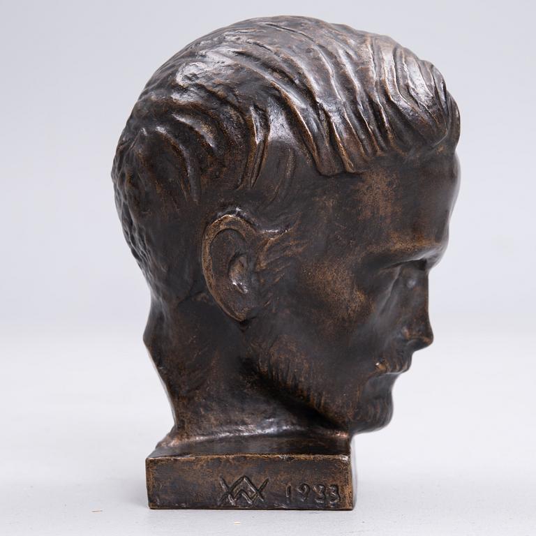 WÄINÖ AALTONEN, brons, signerad och daterad 1933.