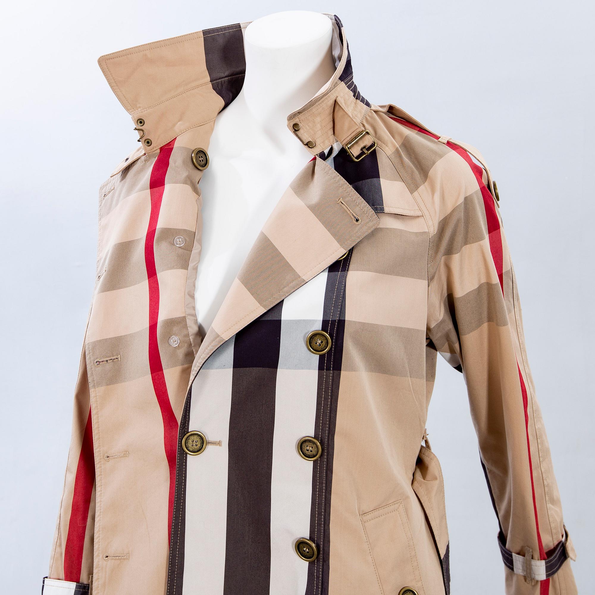 Burberry Jacket Trench Uk size 12. Bukowskis