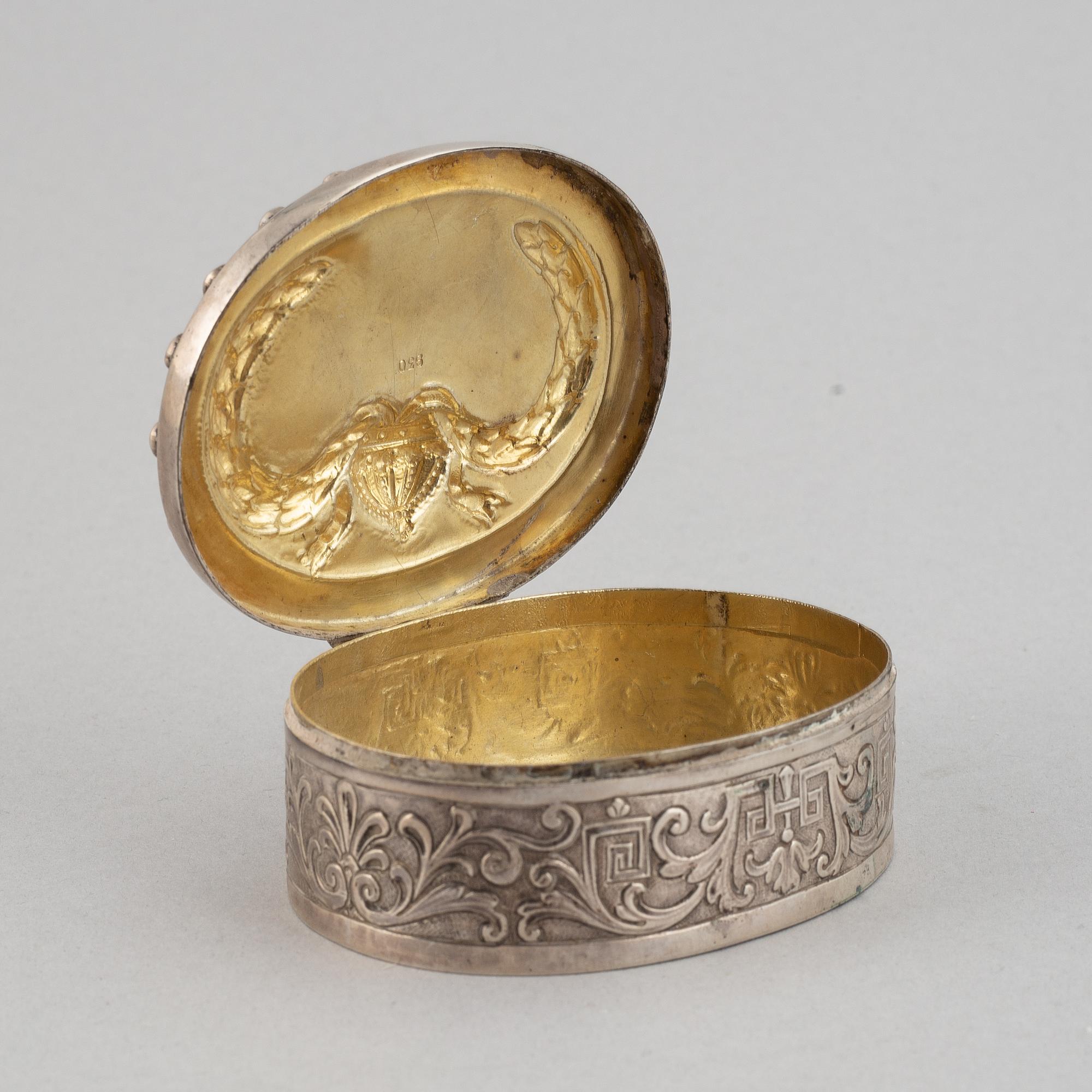 スナッフボックス 2個 イギリス製/フランス製 20世紀前半 スナッフボックス 2個 イギリス製/フランス製 20世紀前半