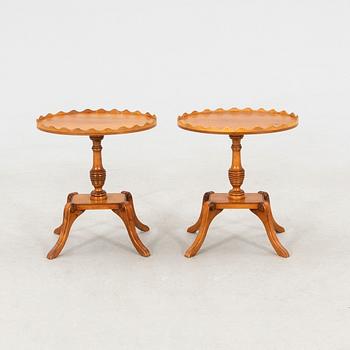 Side tables, a pair of modern manufacture.