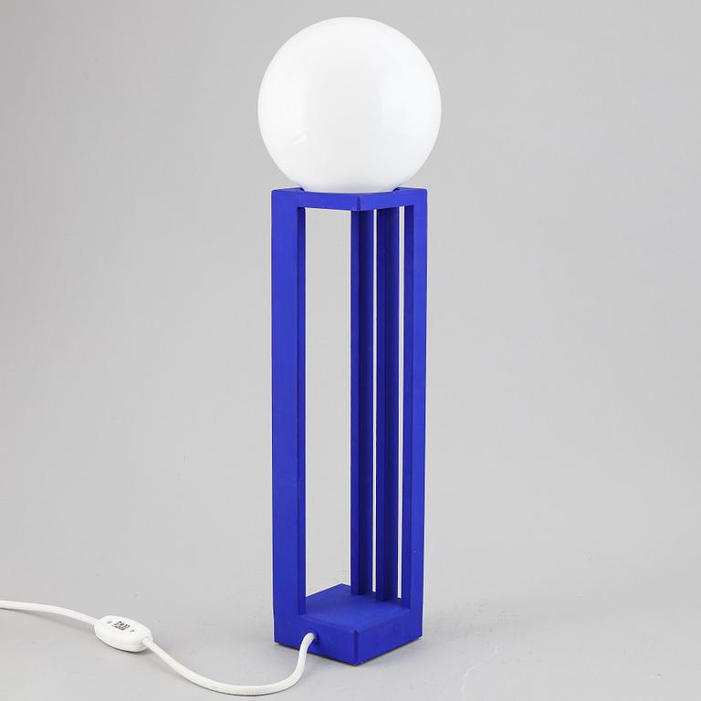 FOLKFORM, a limited edtion "Libreria Lamp, Klein Blue", Studio Folkform 2020.