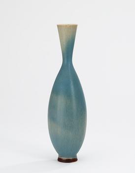 A Berndt Friberg stoneware vase, Gustavsberg studio 1968.