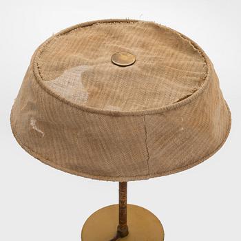 Paavo Tynell, bordslampa, beställningsarbete, Taito Oy 1938.