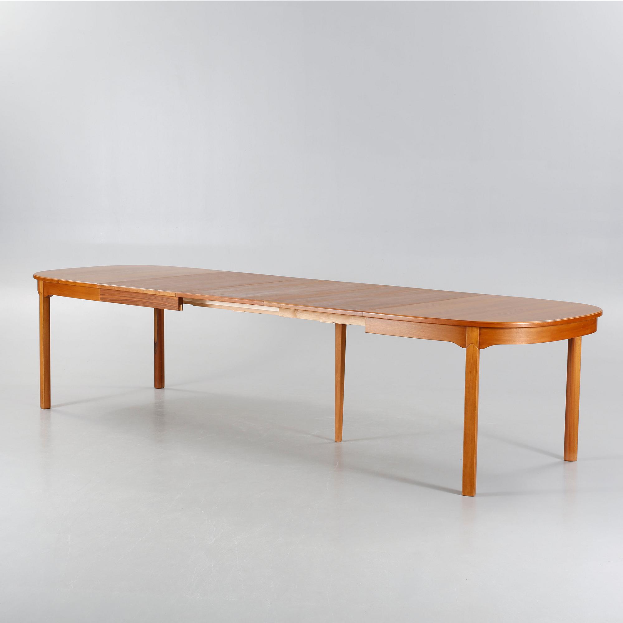 CARL MALMSTEN, matbord, "Ambassadör", Åfors Möbelfabrik, 1900-talets andra hälft.