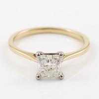 Ring, 18K gold with princess-cut diamond 1.02 ct.