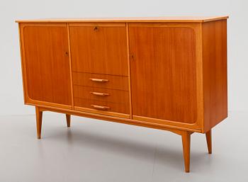 SIDEBOARD, med barskåp, 1960-tal.