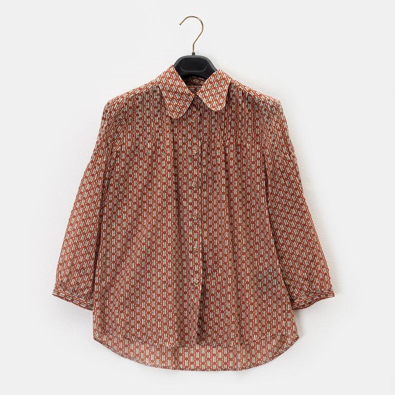 Burberry, a cotton blouse, size XS.