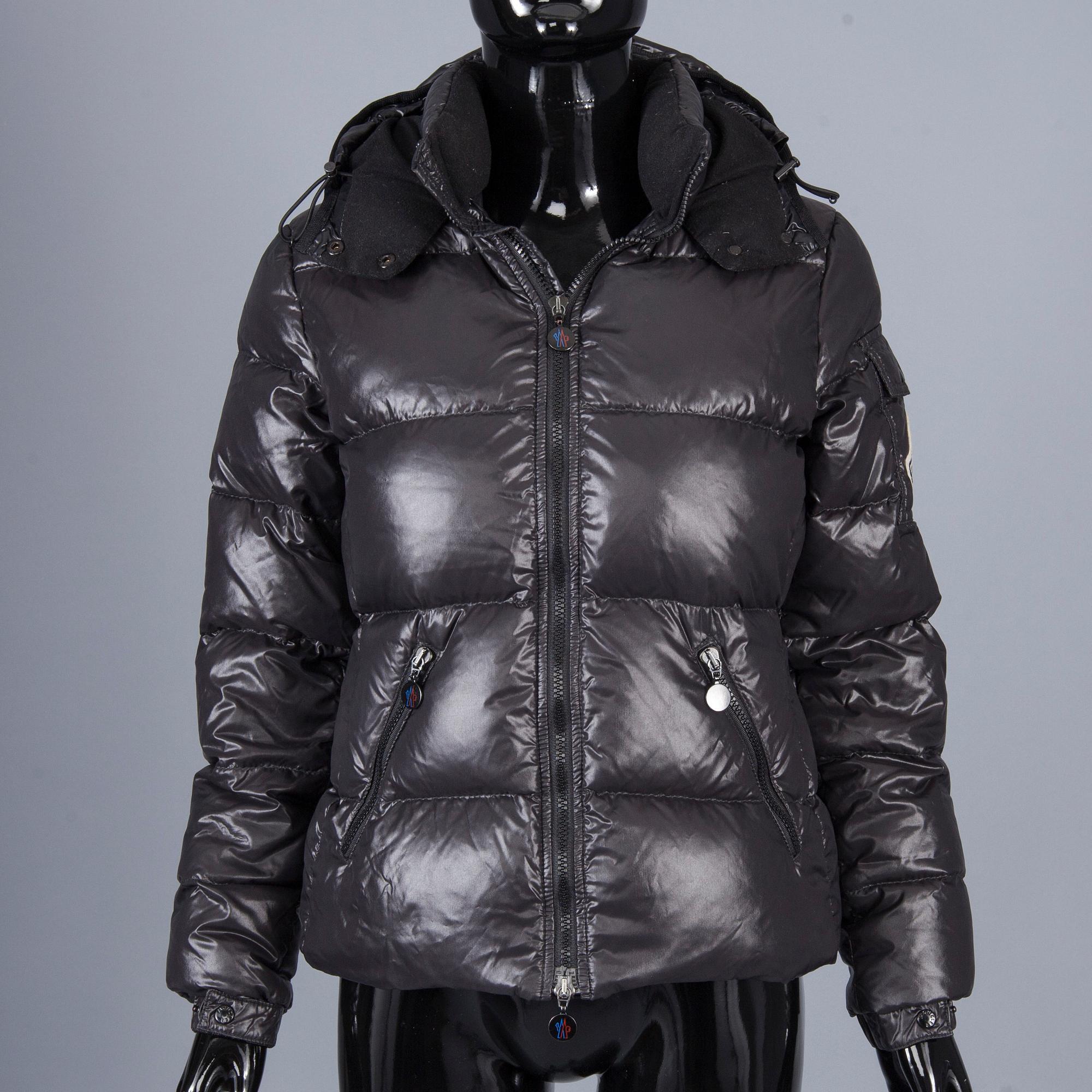 JACKA, Moncler.