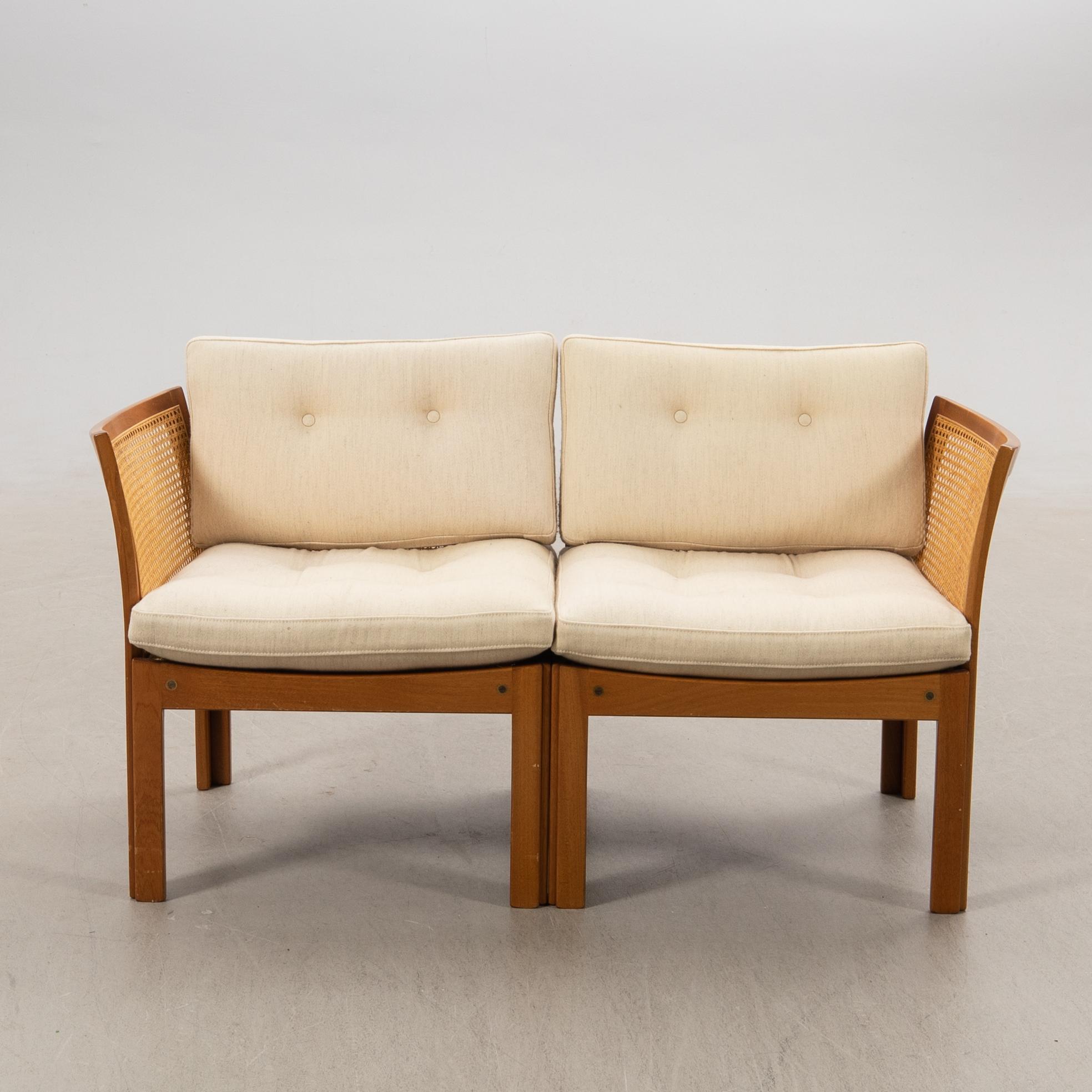 Illum Wikkelsoe, sofa, two-seater, "Plexus", Silkeborg, Denmark, 1970s.