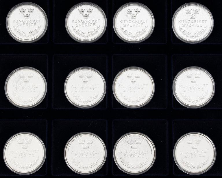 36 medals, silver 925, “Kingdom of Sweden”, in fitted case.