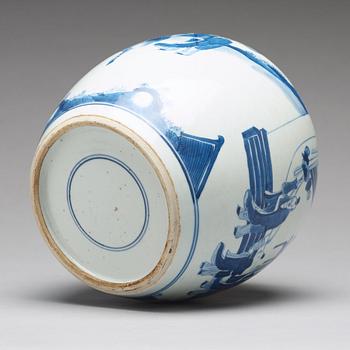 A blue and white jar, Qing dynasty, Kangxi (1662-1722).