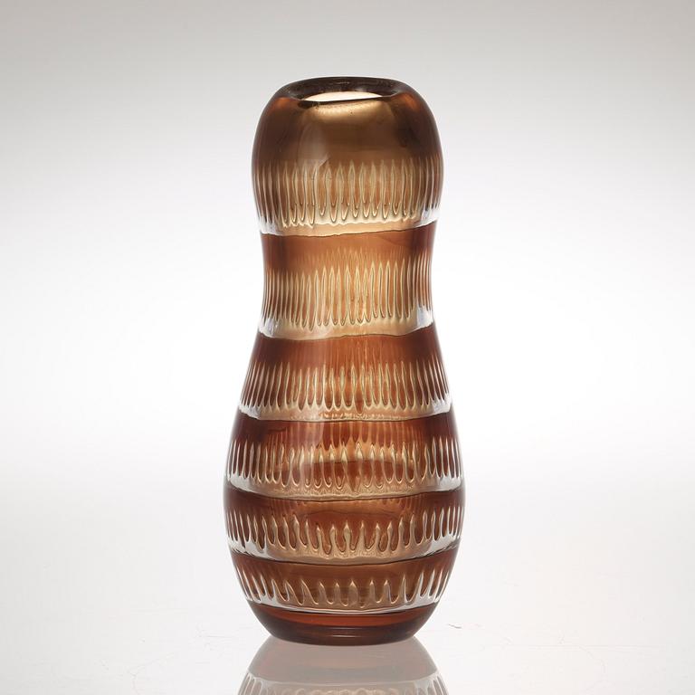 An Edvin Öhrström ariel glass vase, Orrefors 1955.