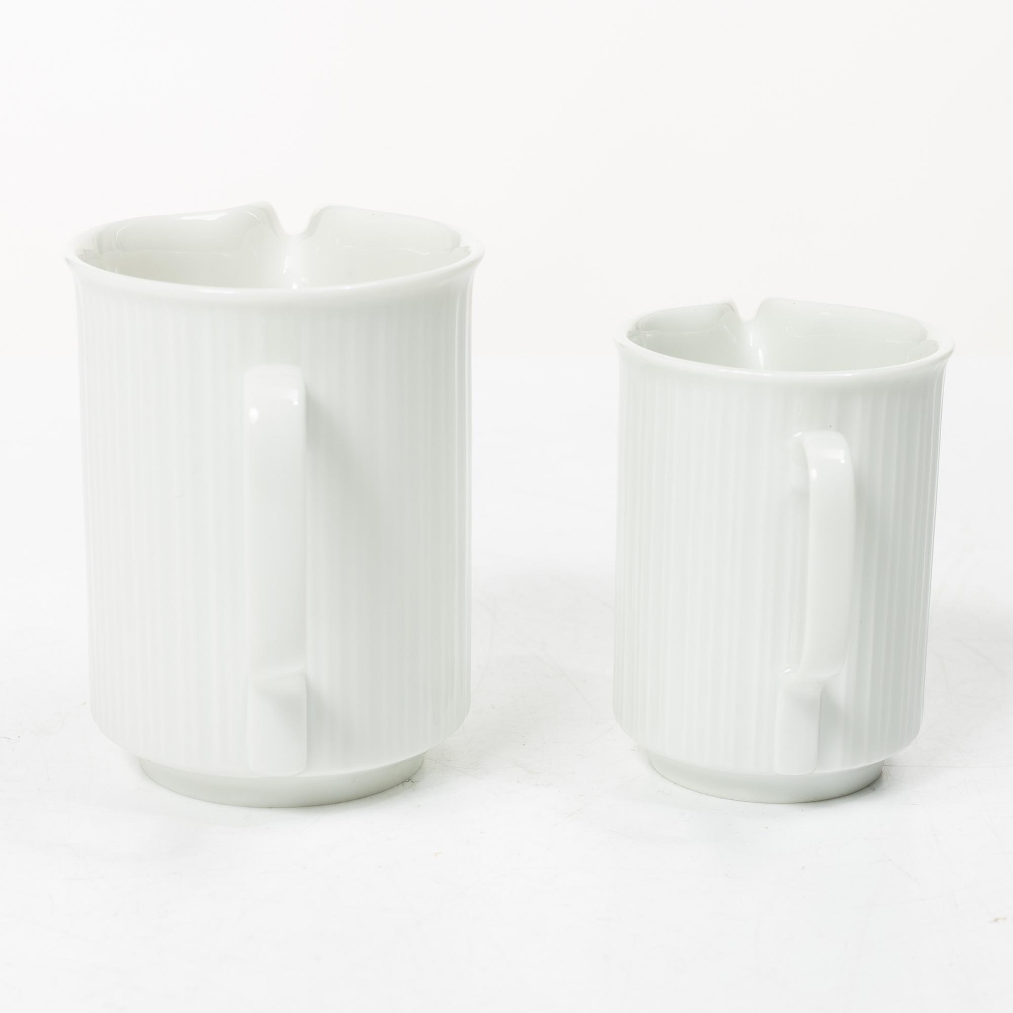 Tapio Wirkkala, A dinner service, 81 pieces, porcelain, “Variation”, Rosenthal Studio-line, designed in 1962.