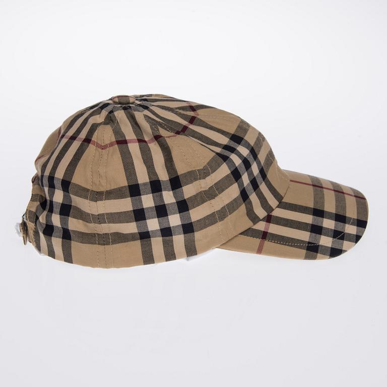 SKOR och HATT, Burberry.