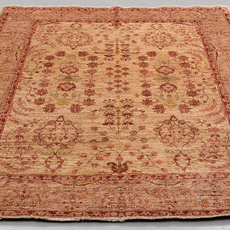 MATTA, Ziegler design, ca 267 x 201 cm.