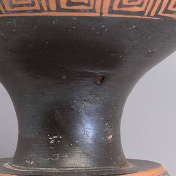 An Apulian red figure bell krater, ca 4th century B.C.