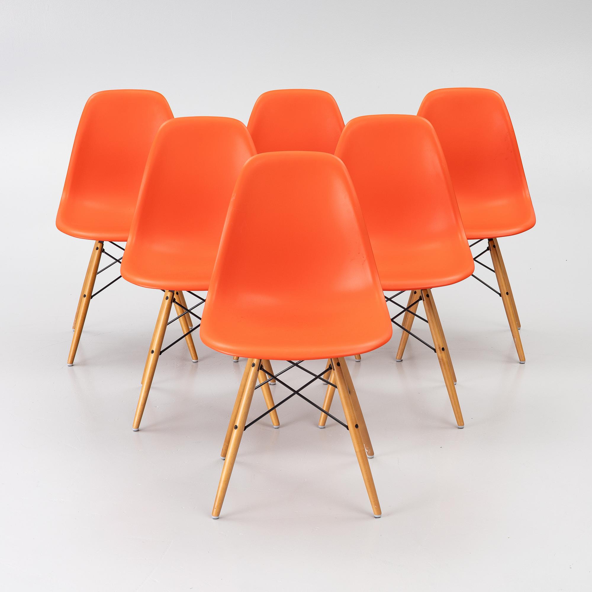 Charles & Ray Eames, Six “Plastic Chair DSW”, Vitra.