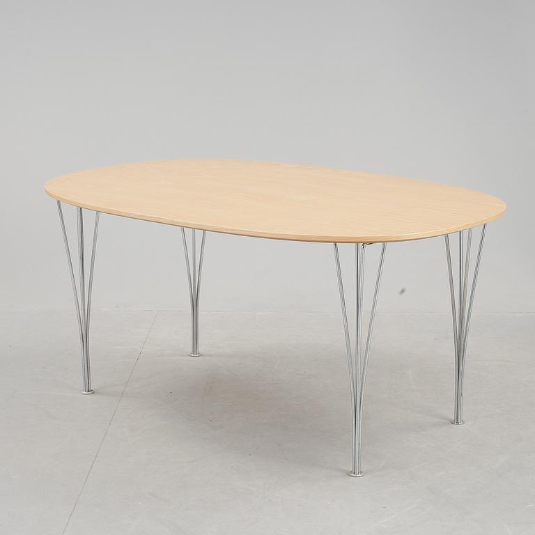 BORD, "Superellips" Design Bruno Mathsson och Piet Hein för Fritz Hansen.