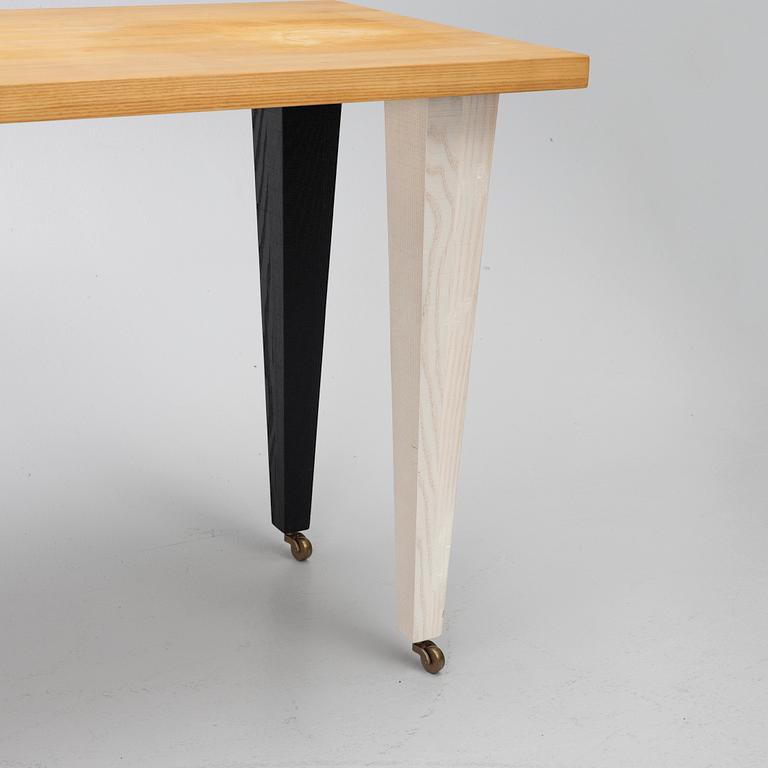 Jonas Bohlin, sideboard, "Obelisk", Källemo.