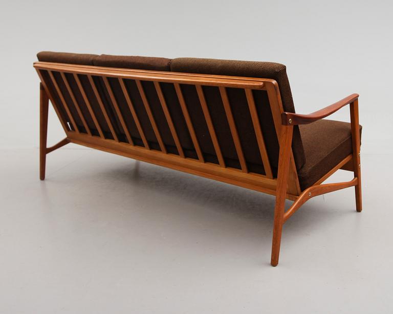 SOFFA, 1900-talets mitt.