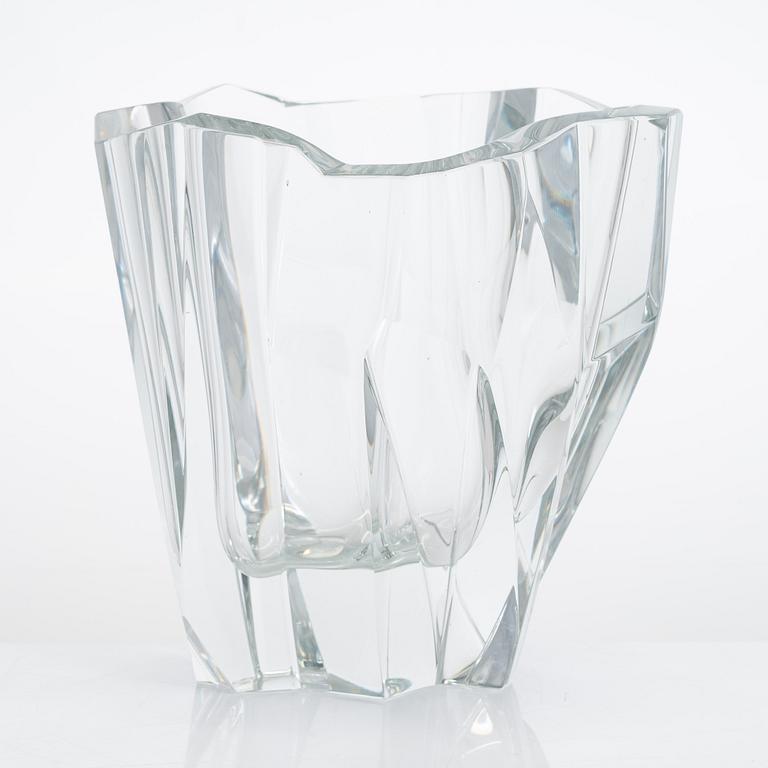 Tapio Wirkkala, an 'Iceberg' vase signed Tapio Wirkkala 3825.