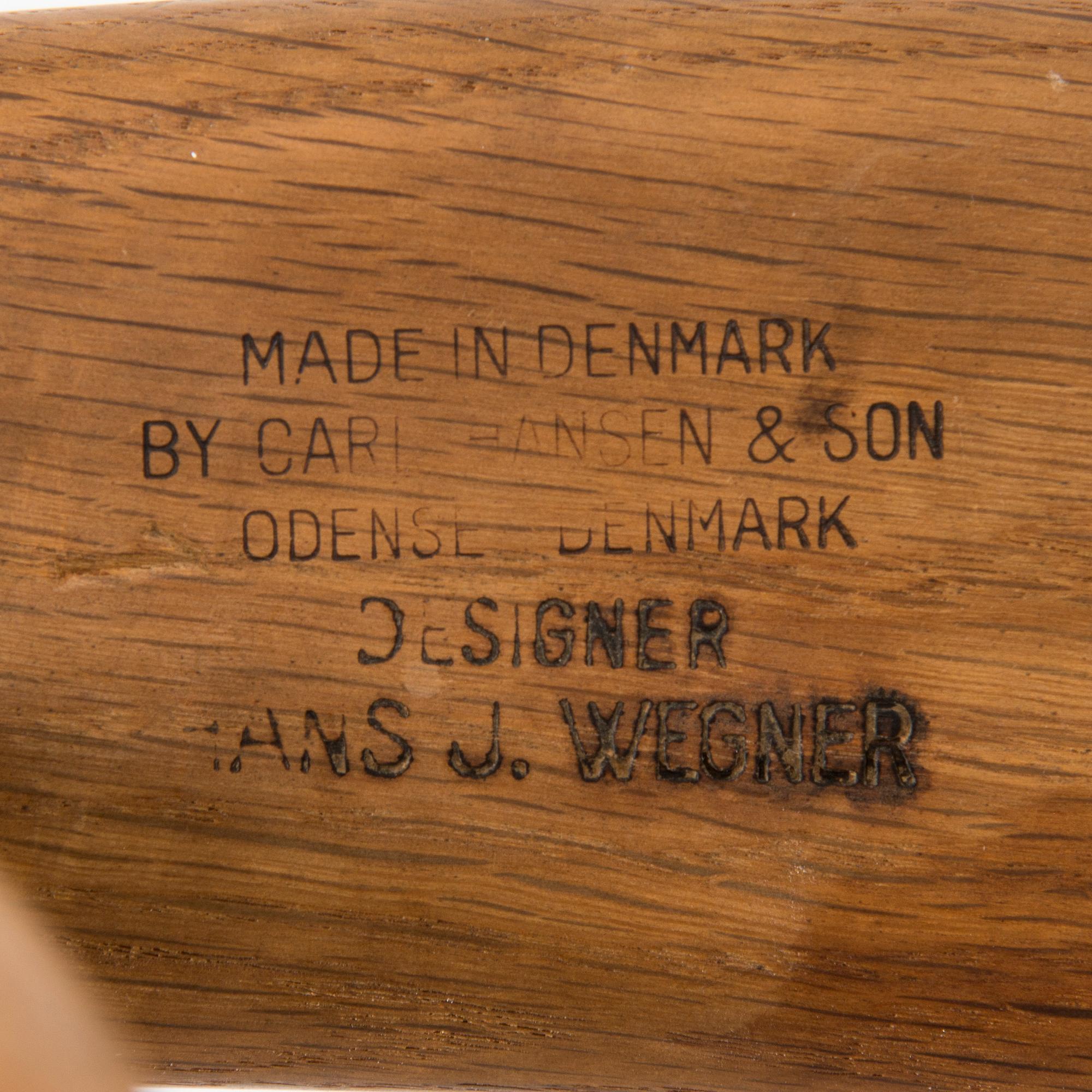 Hans J Wegner, fåtölj, modell CH 22, Carl Hansen & Sons, Odense.