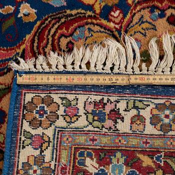 a carpet, Täbriz semi antique, circa 282x181 cm.