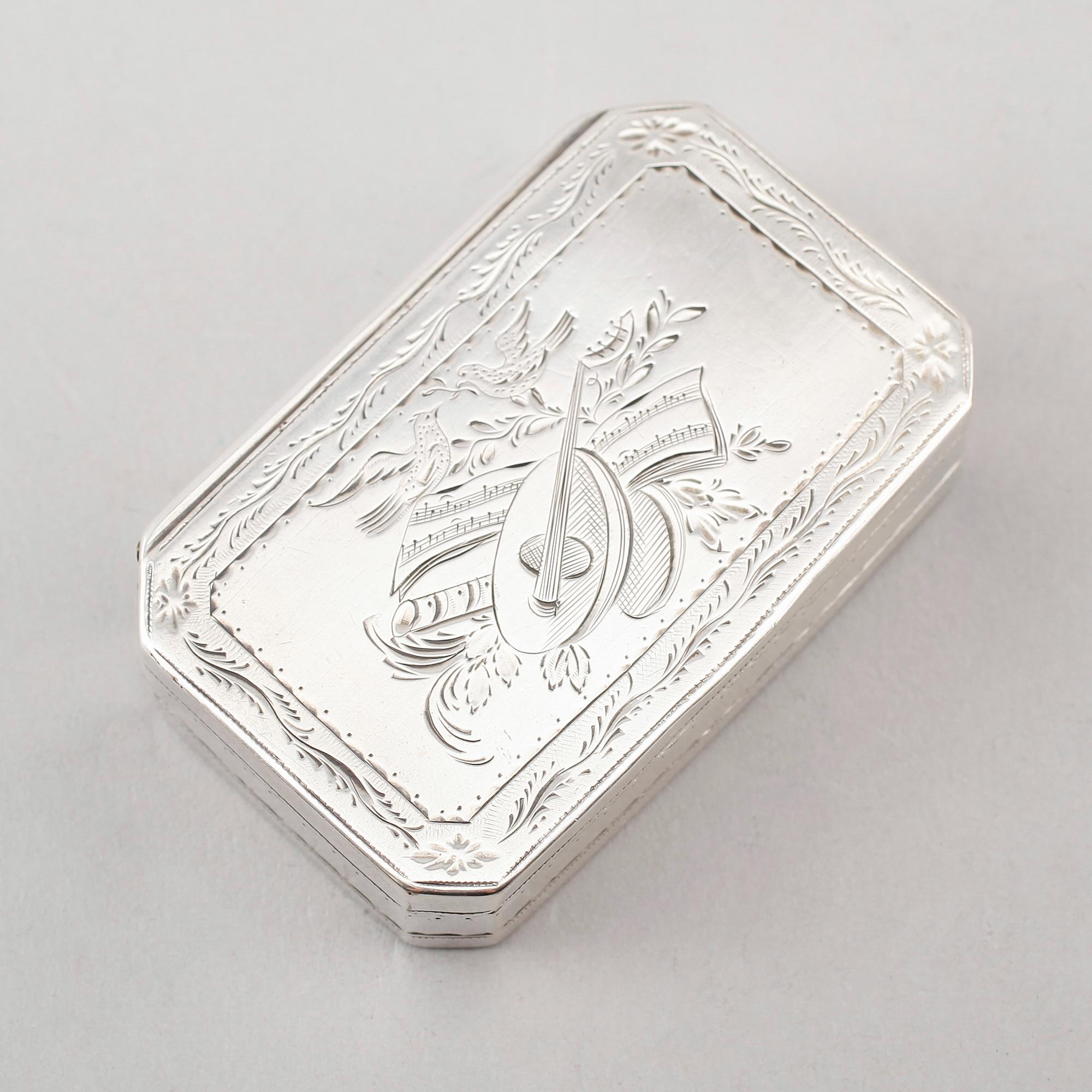 DOSA, silver, Carl Petter Lampa, Stockholm 1828. Vikt ca 58 gram.