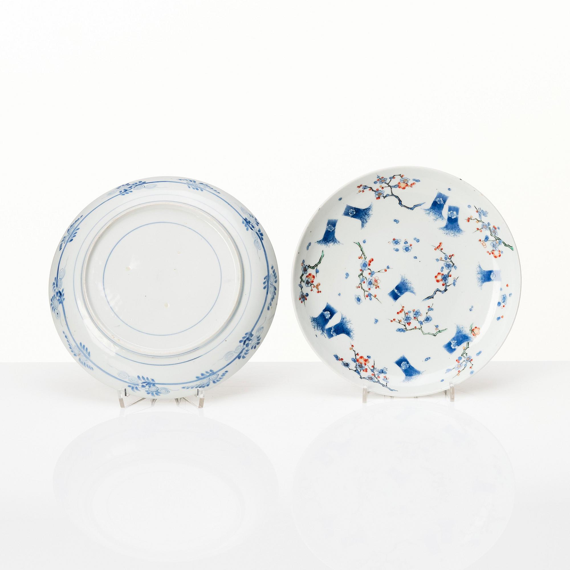 Fat, tio stycken, porslin. Japan, 1900-tal.