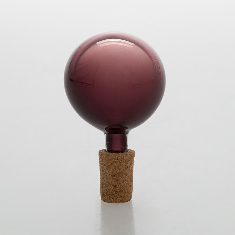 Kaj Franck, a decanter, 'The Bells of Kremlin', signed K. Franck, Nuutajärvi, Notsjö -62.
